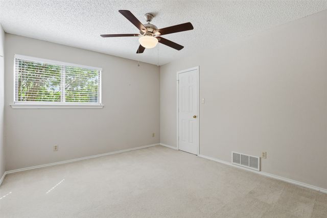 6816 Riverridge Road, Fort Worth, TX 76116