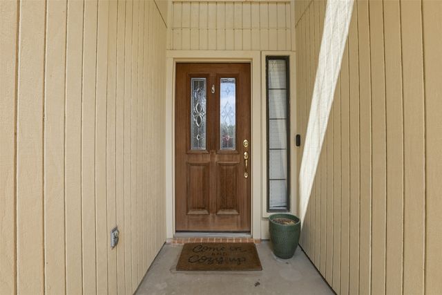 6816 Riverridge Road, Fort Worth, TX 76116