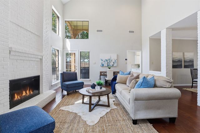 6816 Riverridge Road, Fort Worth, TX 76116