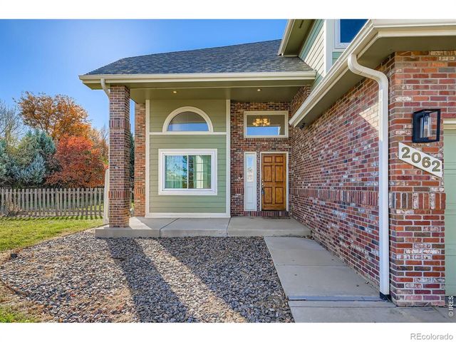 2062 Ridgeview Drive, Longmont, CO 80504