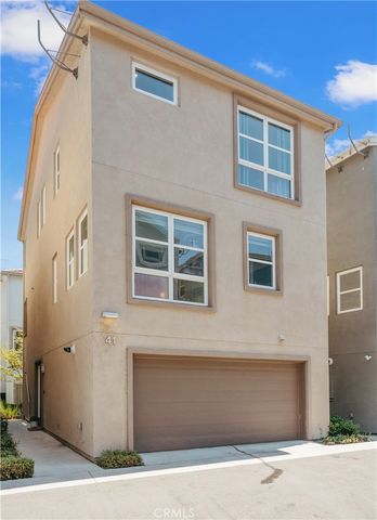2700 41 E Chaucer E 41, Los Angeles, CA 90065