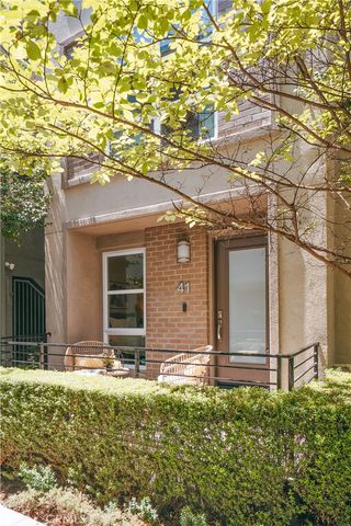 2700 41 E Chaucer E 41, Los Angeles, CA 90065