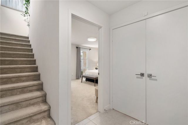 2700 41 E Chaucer E 41, Los Angeles, CA 90065