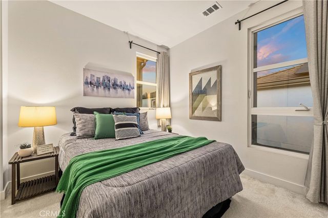 2700 41 E Chaucer E 41, Los Angeles, CA 90065