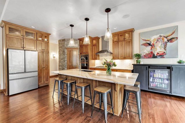 1241 FOLKESTONE DRIVE, Green Bay, WI 54313