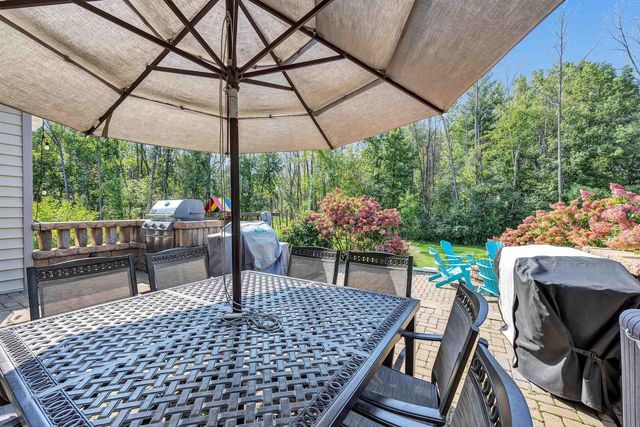 1241 FOLKESTONE DRIVE, Green Bay, WI 54313