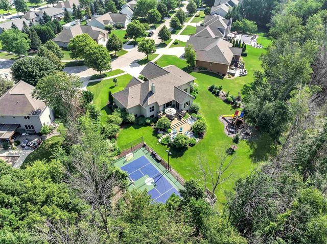 1241 FOLKESTONE DRIVE, Green Bay, WI 54313