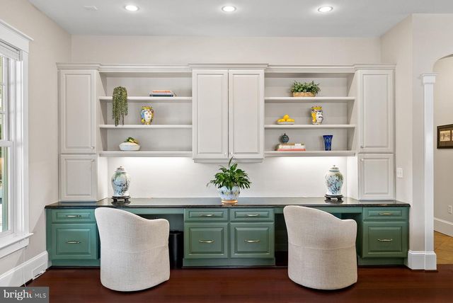 3285 HARNESS CREEK RD, Annapolis, MD 21403