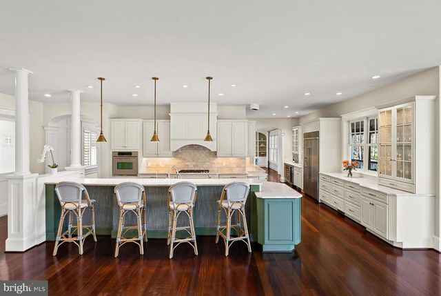 3285 HARNESS CREEK RD, Annapolis, MD 21403