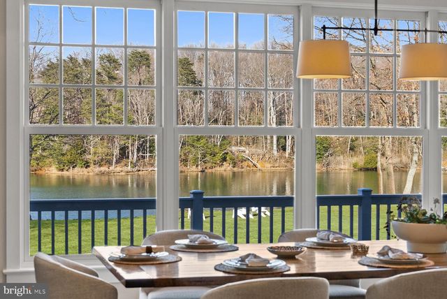 3285 HARNESS CREEK RD, Annapolis, MD 21403