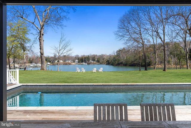 3285 HARNESS CREEK RD, Annapolis, MD 21403