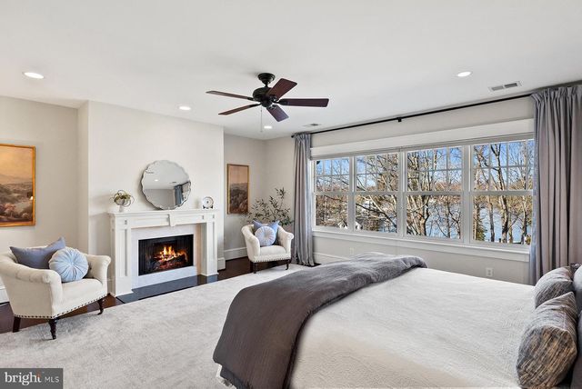 3285 HARNESS CREEK RD, Annapolis, MD 21403