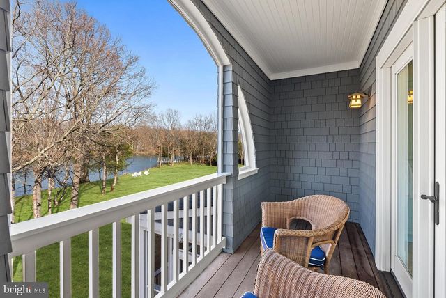 3285 HARNESS CREEK RD, Annapolis, MD 21403