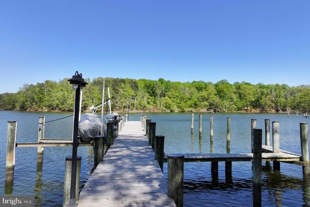 3285 HARNESS CREEK RD, Annapolis, MD 21403