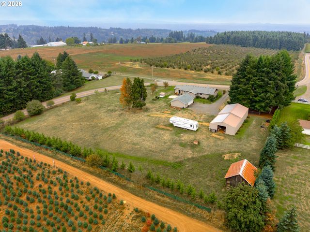 36211 Se WILDCAT MOUNTAIN Dr, Eagle Creek, OR 97022