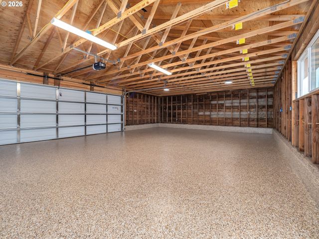36211 Se WILDCAT MOUNTAIN Dr, Eagle Creek, OR 97022