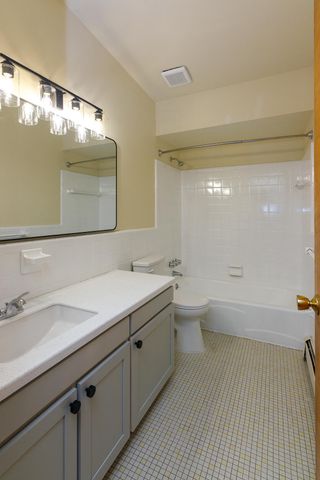534 Bemidji Court Upper, Ann Arbor, MI 48103