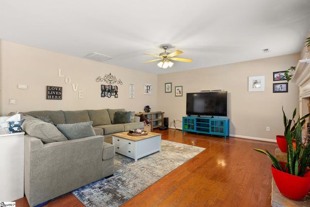 110 Ashington Drive, Simpsonville, SC 29680