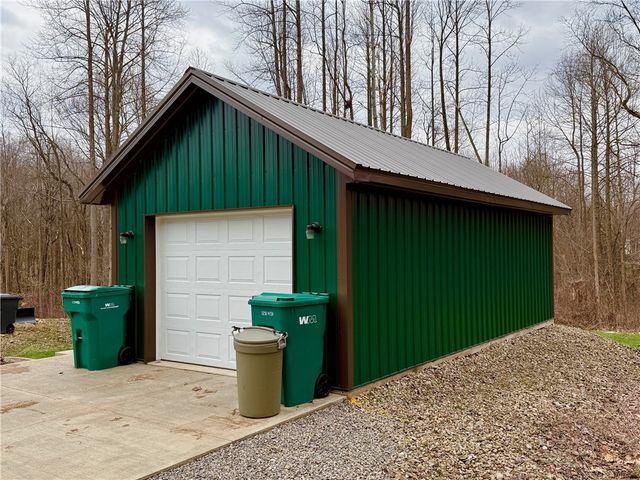 382 Hosack Rd, Jackson Twp, PA 16133