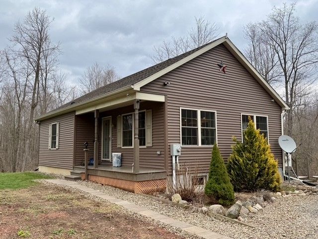 382 Hosack Rd, Jackson Twp, PA 16133