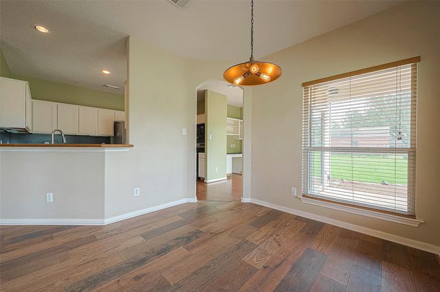 14403 Vlasta Street, Needville, TX 77461