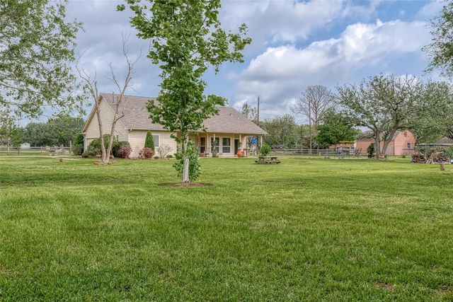 14403 Vlasta Street, Needville, TX 77461