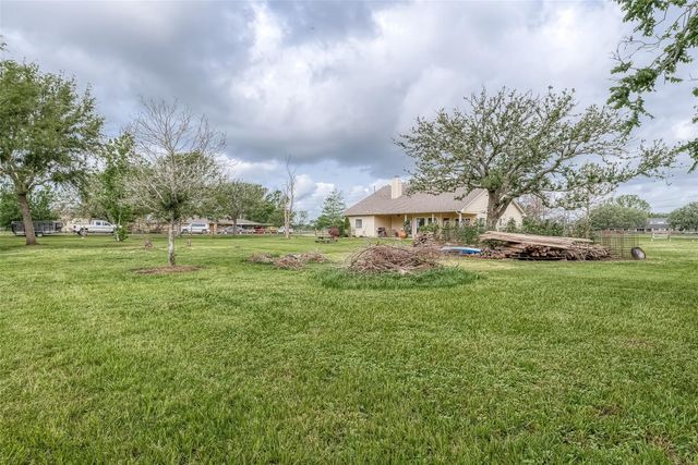 14403 Vlasta Street, Needville, TX 77461