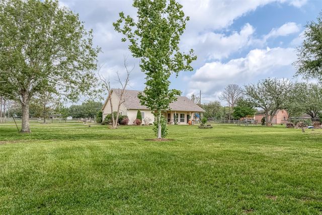 14403 Vlasta Street, Needville, TX 77461