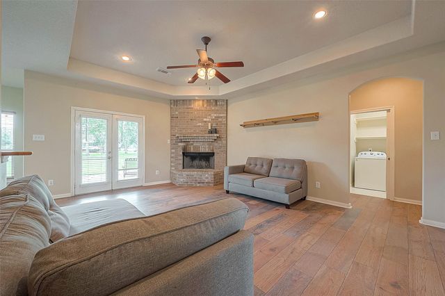 14403 Vlasta Street, Needville, TX 77461