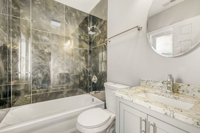 1837 W 104th Street, Chicago, IL 60643