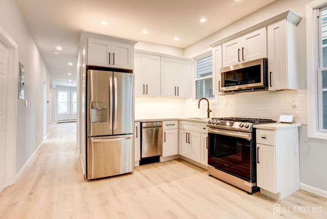 34-36 Millington Avenue 1, Newark, NJ 07108