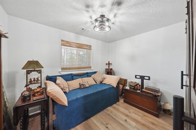 4924 County Road 4263, Marquez, TX 77865