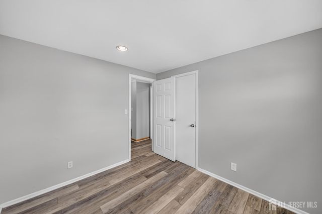 17 Wedgewood Drive, Carteret, NJ 07008