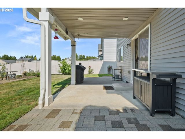 2308 Nw 7TH St, Battle Ground, WA 98604