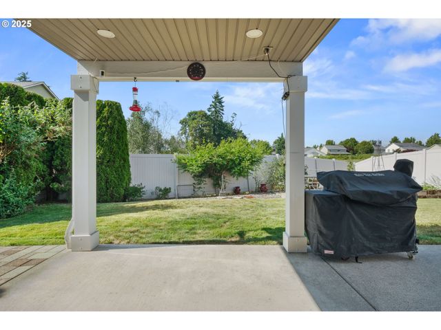 2308 Nw 7TH St, Battle Ground, WA 98604