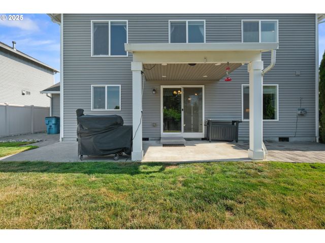 2308 Nw 7TH St, Battle Ground, WA 98604