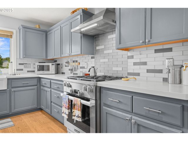 2308 Nw 7TH St, Battle Ground, WA 98604