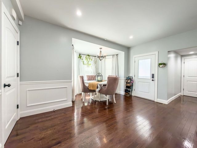 212 Main St, Fairhaven, MA 02719