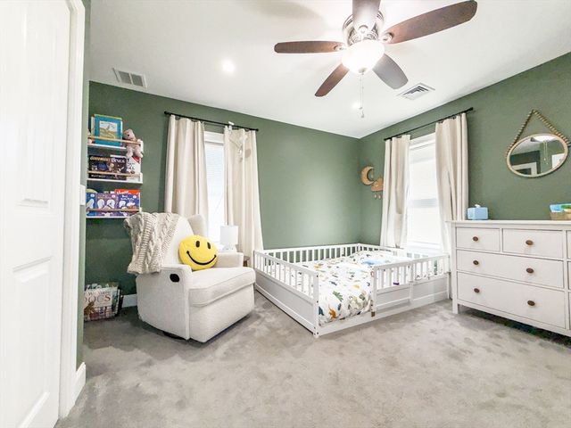 212 Main St, Fairhaven, MA 02719