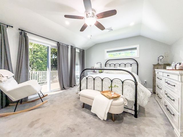 212 Main St, Fairhaven, MA 02719