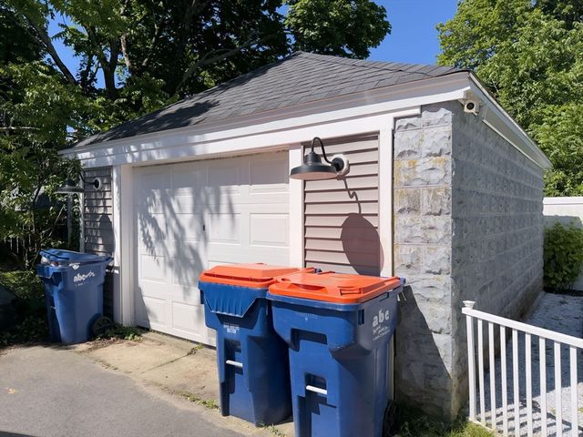 212 Main St, Fairhaven, MA 02719