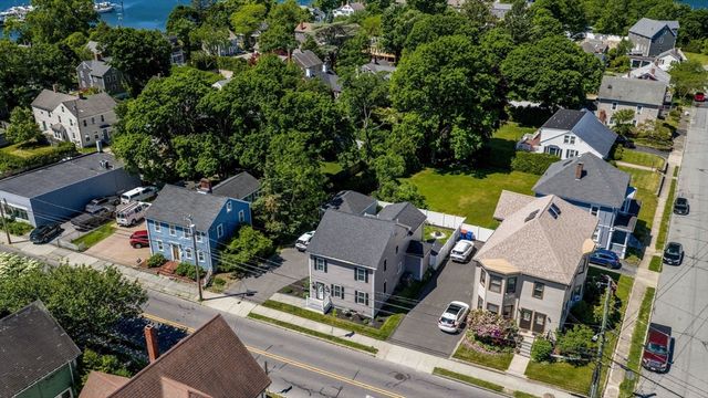212 Main St, Fairhaven, MA 02719