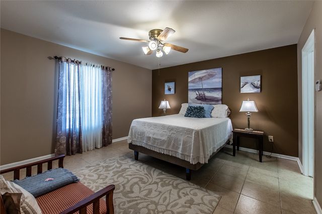 3609 Capri Dr, Corpus Christi, TX 78415