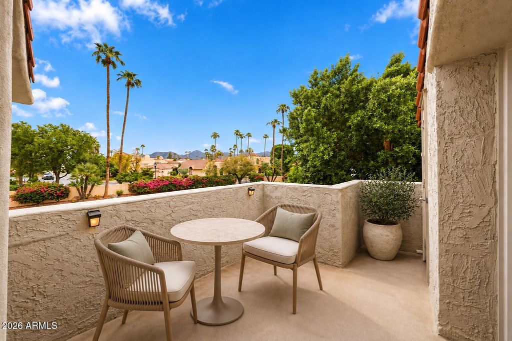 10055 E MOUNTAINVIEW LAKE Drive 2009, Scottsdale, AZ 85258