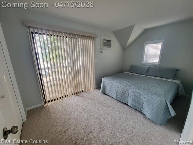 13020 Fenton Street, Fenton, MI 48430
