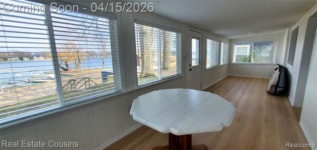 13020 Fenton Street, Fenton, MI 48430