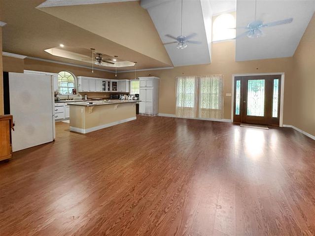 653 Ebenezer Cemetery Road, Leesville, LA 71446