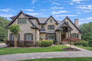 6226 Random Winds Bluff, Gainesville, GA 30506