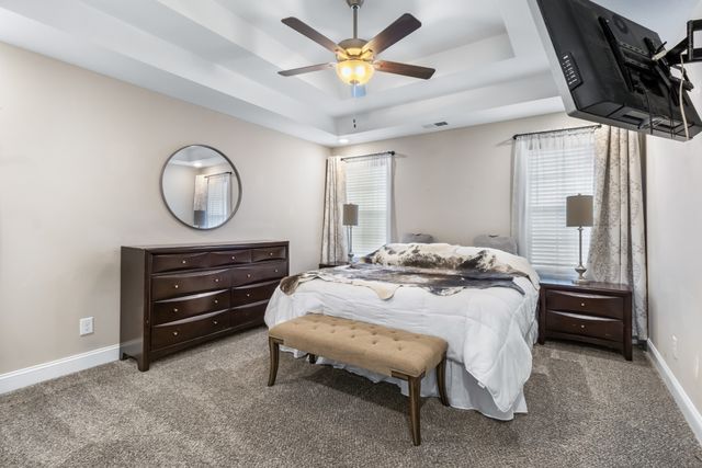 243 Dugger Dr, Clarksville, TN 37042