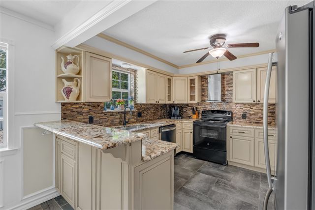 7609 Lake Highlands Drive, Fort Worth, TX 76179